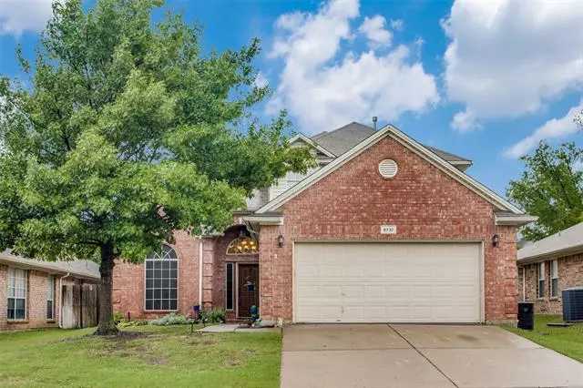 8737 Sunset Trace Drive, Fort Worth, TX 76244