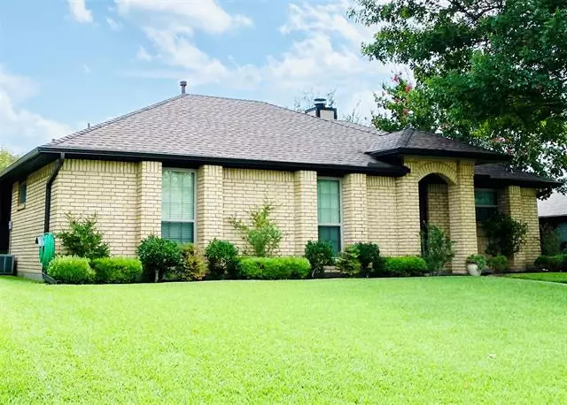 2106 Woodglen Drive, Garland, TX 75040