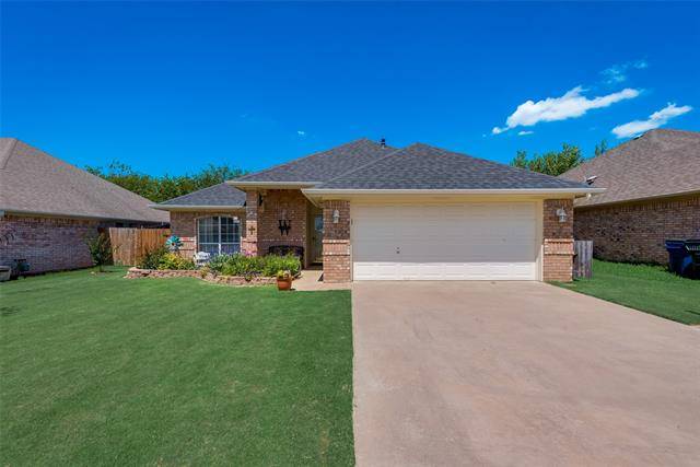 2025 Brooke Drive, Sanger, TX 76266