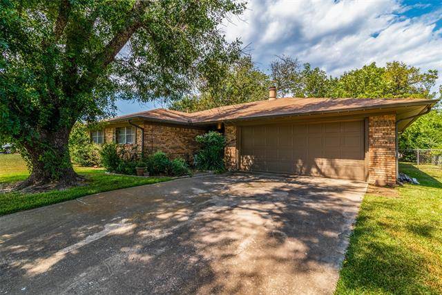 2923 Sidney Drive, Denison, TX 75020