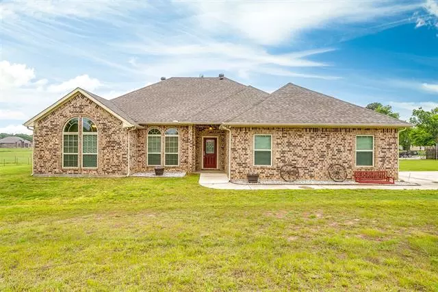 2480 County Road 425, Cleburne, TX 76031