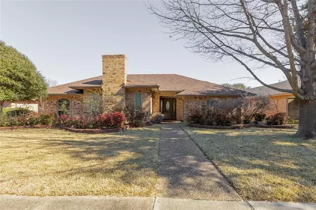 502 Fireside Drive, Richardson, TX 75081