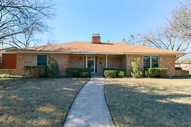 213 Vanderbilt Lane, Waxahachie, TX 75165