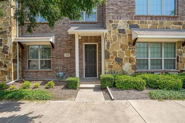 229 Brick ROW, Richardson, TX 75081