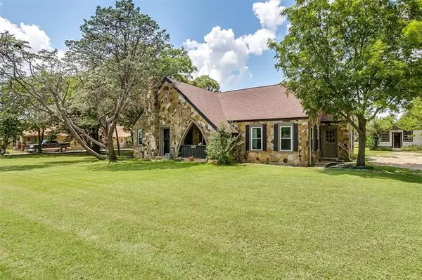 626 Woodard,  Cleburne,  TX 76033