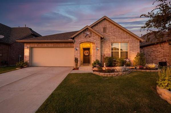 1540 Wyler Drive, Forney, TX 75126