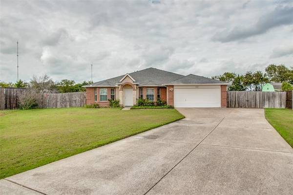 4421 Omega Drive, Midlothian, TX 76065