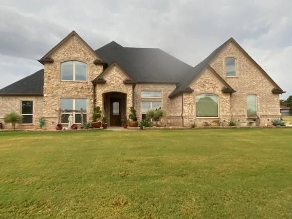 108 Cambree Court, Springtown, TX 76082