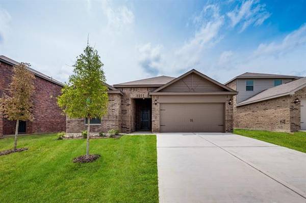 323 Micah Lane, Ferris, TX 75125