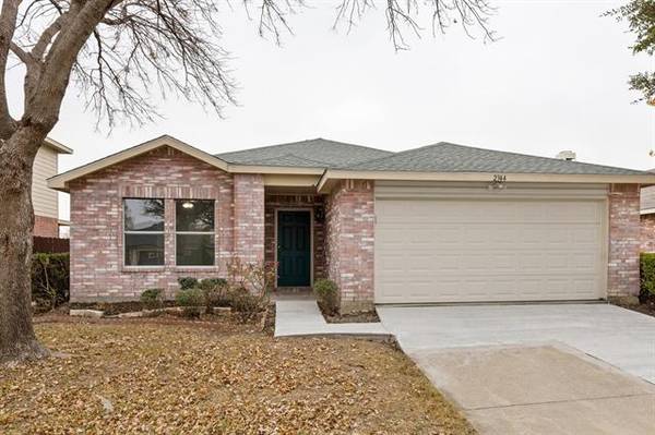 2344 Live Oak Drive, Little Elm, TX 75068