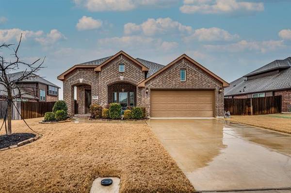 1313 Greenrock Court, Midlothian, TX 76065