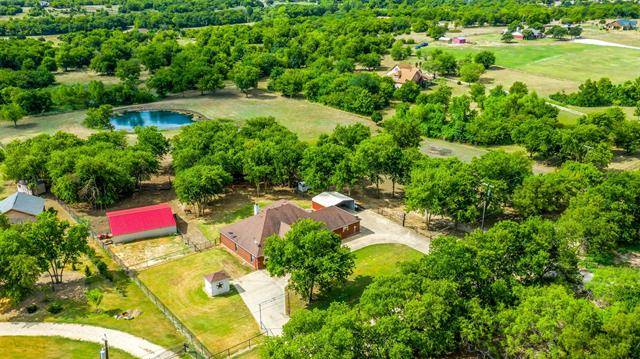 4901 S Nolan River Road, Cleburne, TX 76033