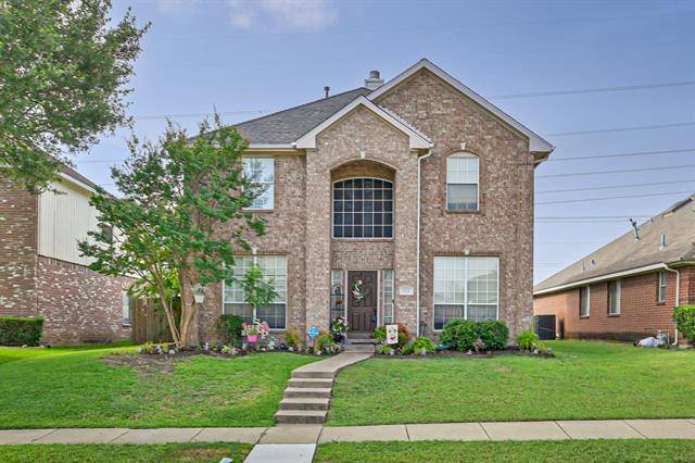 815 San Jacinto Drive, Grand Prairie, TX 75052