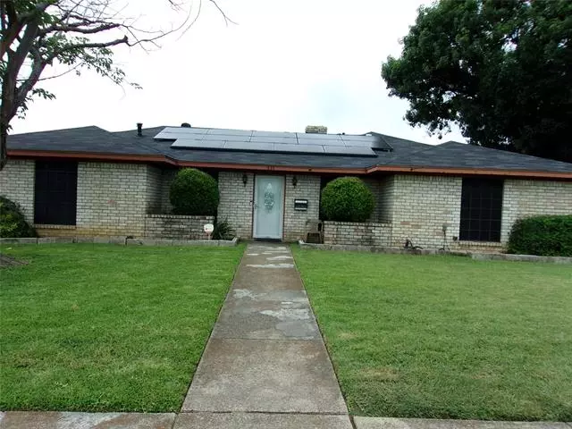 931 Lancaster Park Drive, Lancaster, TX 75146