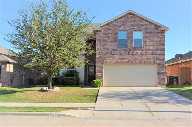 1716 Quail Grove Drive, Fort Worth, TX 76177