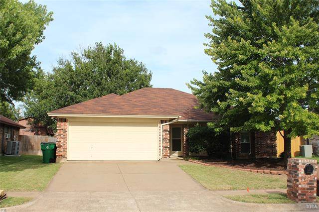 7704 Partridge Drive, Watauga, TX 76148