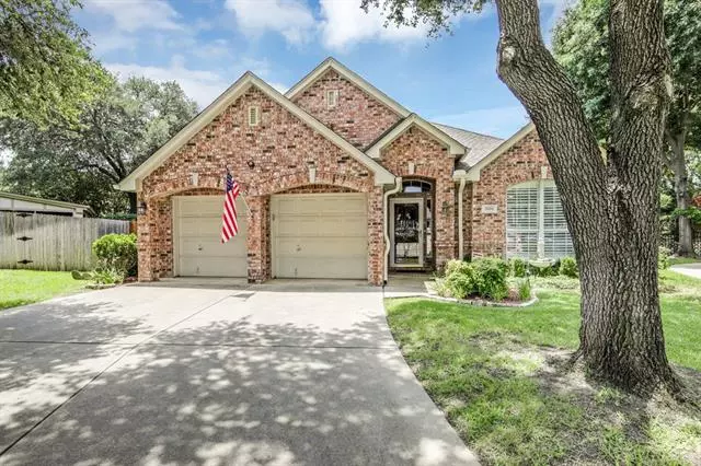 3504 Stone Creek Court, Fort Worth, TX 76137