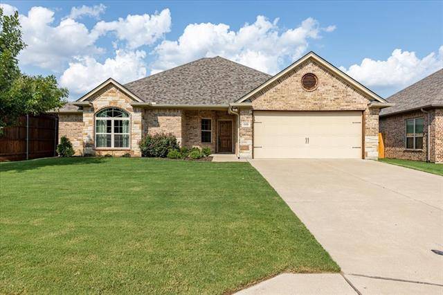 115 Donna Circle, Granbury, TX 76049