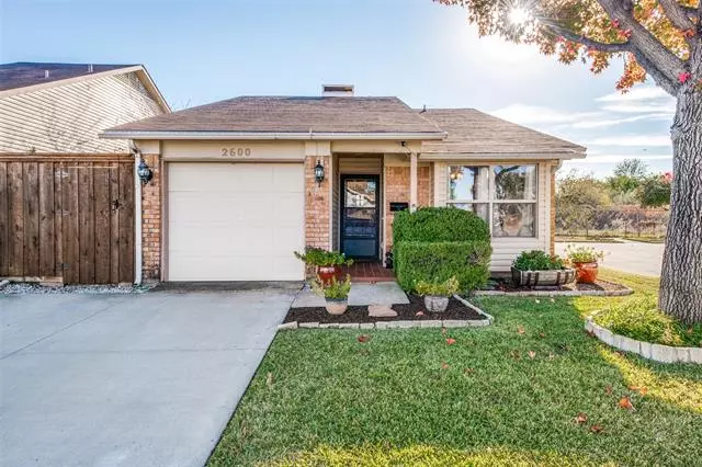 2600 Via Los Altos, Carrollton, TX 75006