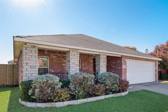 4128 Fossile Butte Drive, Fort Worth, TX 76244