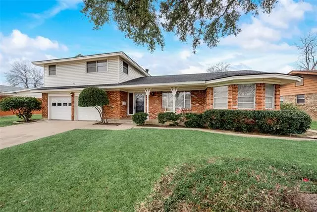 5708 Starling Circle, Haltom City, TX 76117