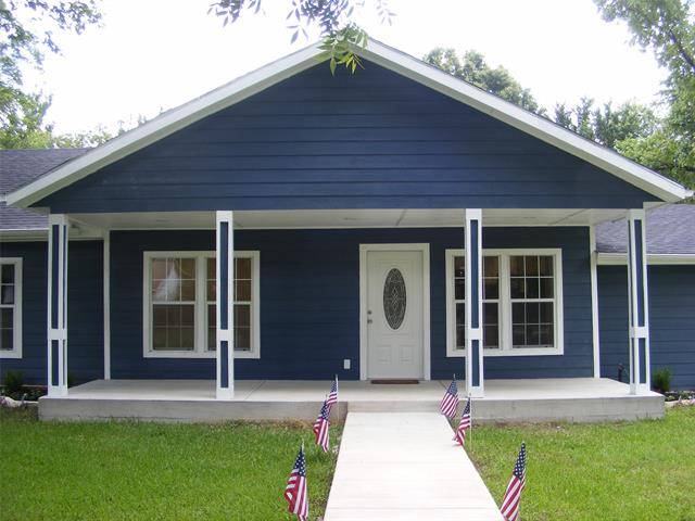 Hubbard, TX 76648,407 NW 2nd Street