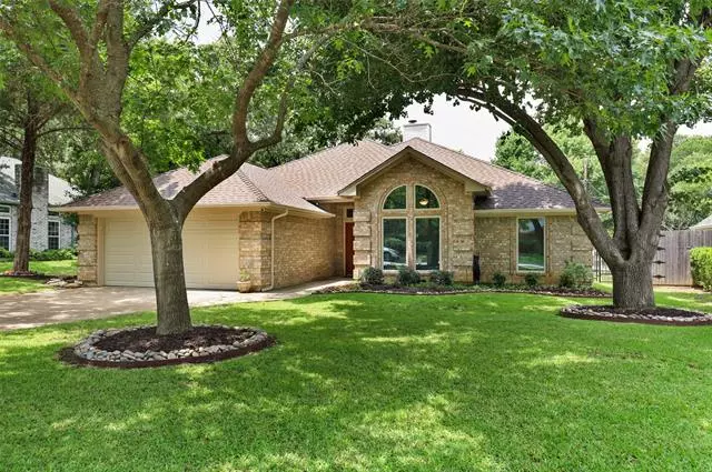 Burleson, TX 76028,1017 Glen Oak Drive