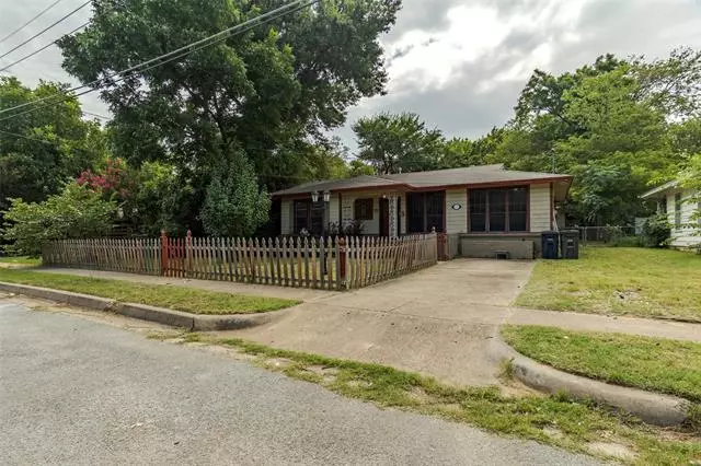 Fort Worth, TX 76112,2728 Hunter Street