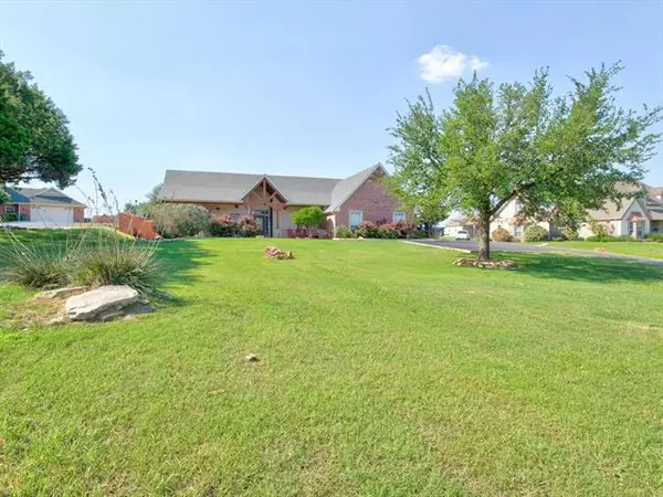 Granbury, TX 76049,2210 Tanton Sound Court