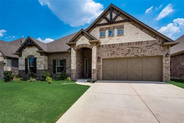 7212 Hampton Court, North Richland Hills, TX 76180