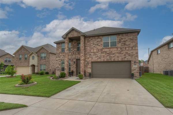 4252 Glen Abbey Drive, Fort Worth, TX 76036