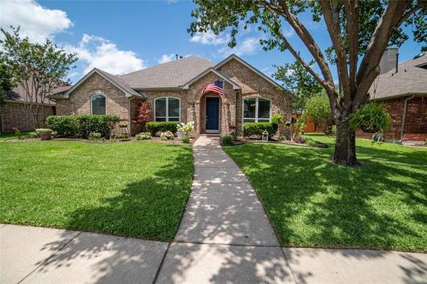 7805 Yorktown Drive, Rowlett, TX 75089