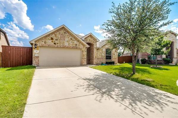 1361 Broadmoor Drive, Burleson, TX 76028