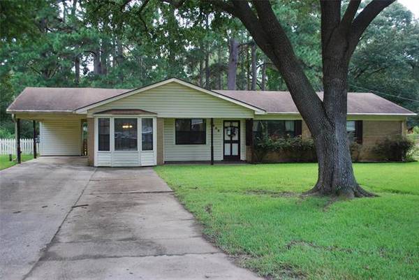 8909 Acacia Lane, Shreveport, LA 71118