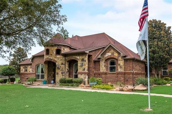 116 Spring Creek Drive, Waxahachie, TX 75165