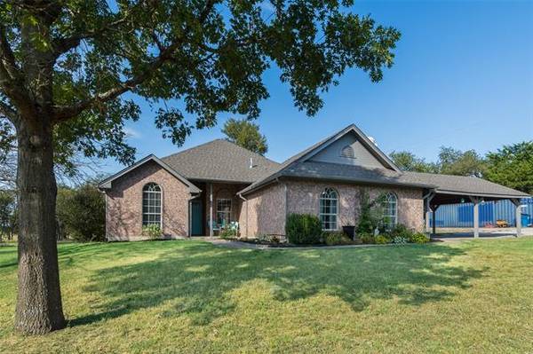 101 N Hill, Valley View, TX 76272