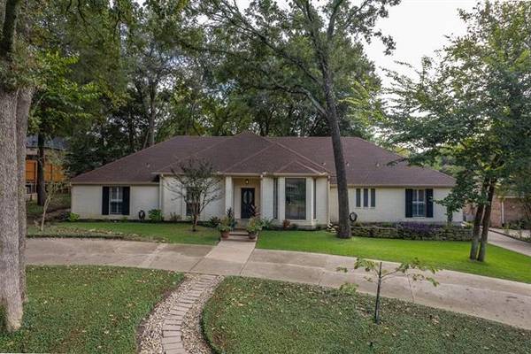 5 Nob Hill Street,  Greenville,  TX 75402