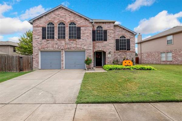 13408 Ponderosa Ranch Road, Fort Worth, TX 76262