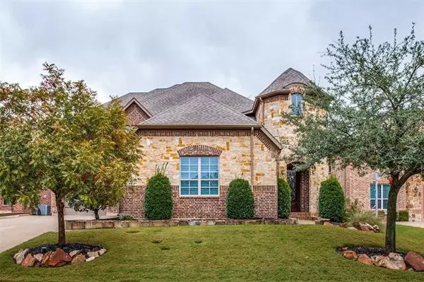 2818 Spring Hollow Court, Highland Village, TX 75077