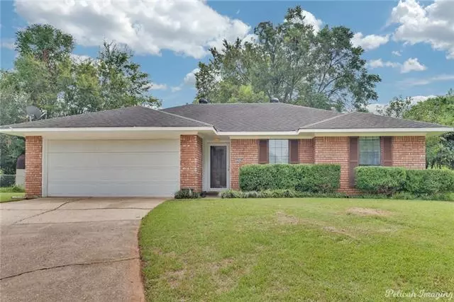 5524 E Meadow, Bossier City, LA 71112