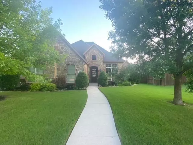 102 Short Putt Drive, Waxahachie, TX 75165