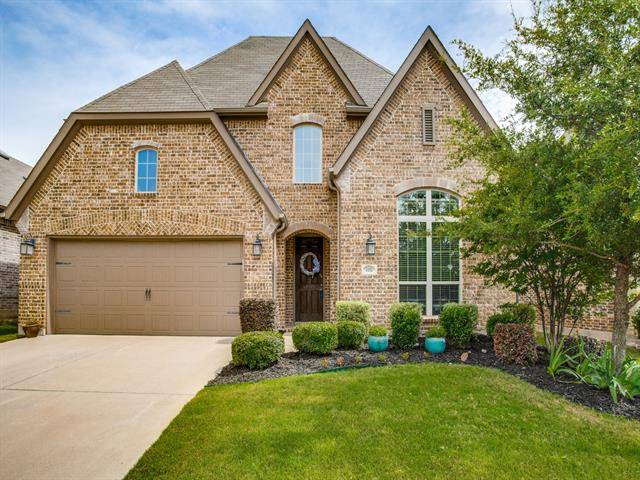 1152 Crest Breeze Drive, Fort Worth, TX 76052