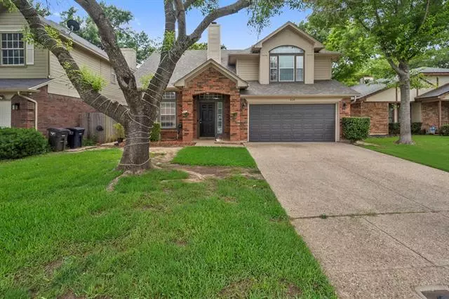 628 Sandy Trail, Fort Worth, TX 76120