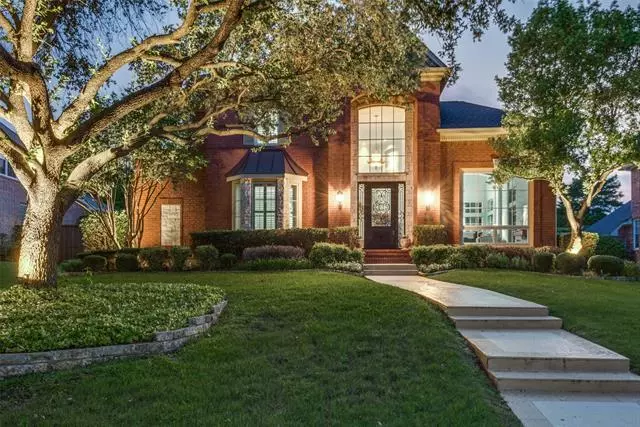 7527 Bradford Pear Drive, Irving, TX 75063