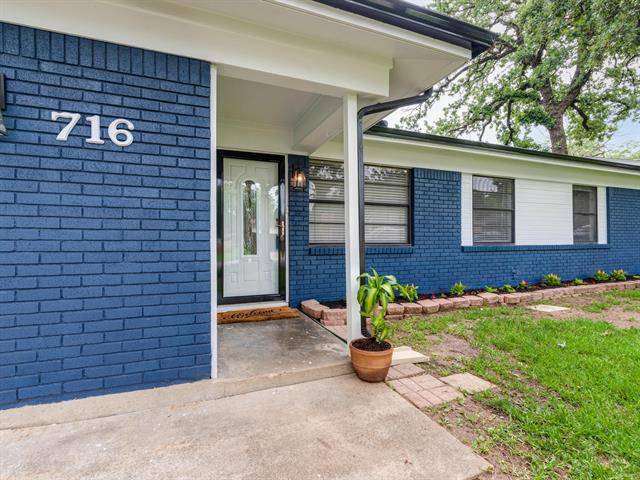 716 W Cedar Street, Hurst, TX 76053