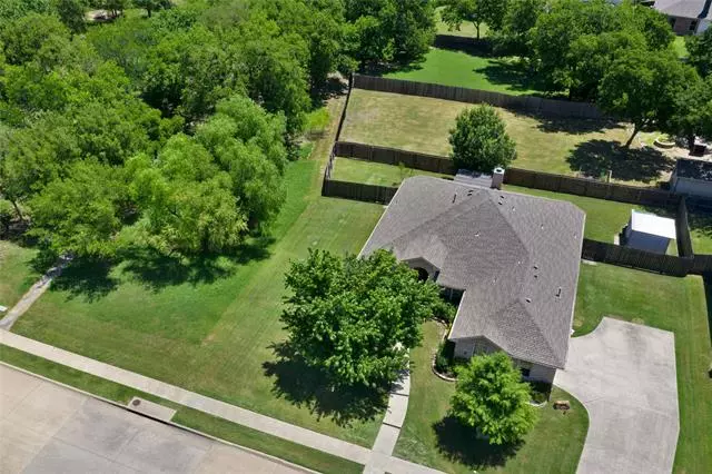 1600 Country Walk Lane, Wylie, TX 75098