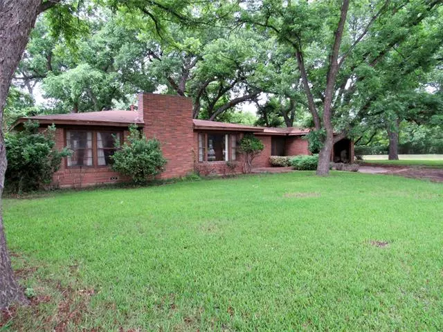 Brownwood, TX 76801,3001 4th Street