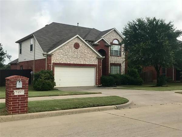 2452 Pebblebrook Court, Grand Prairie, TX 75050