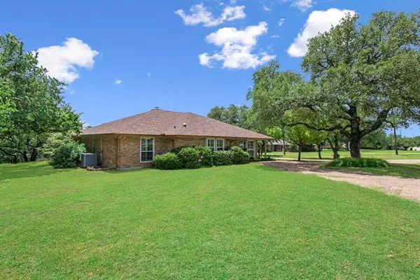 105 Fairway Drive, Willow Park, TX 76087