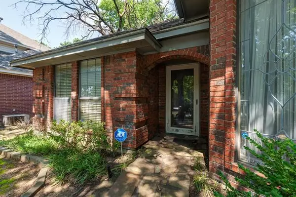 Grapevine, TX 76051,1024 Woodbriar Drive